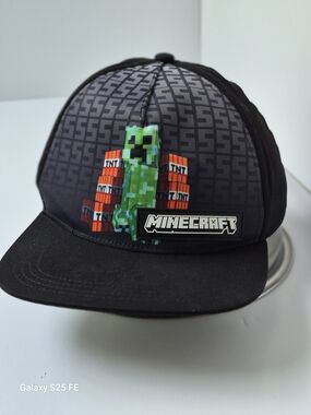 Youth Flat-Bill Black and Green Creeper Baseball Cap
